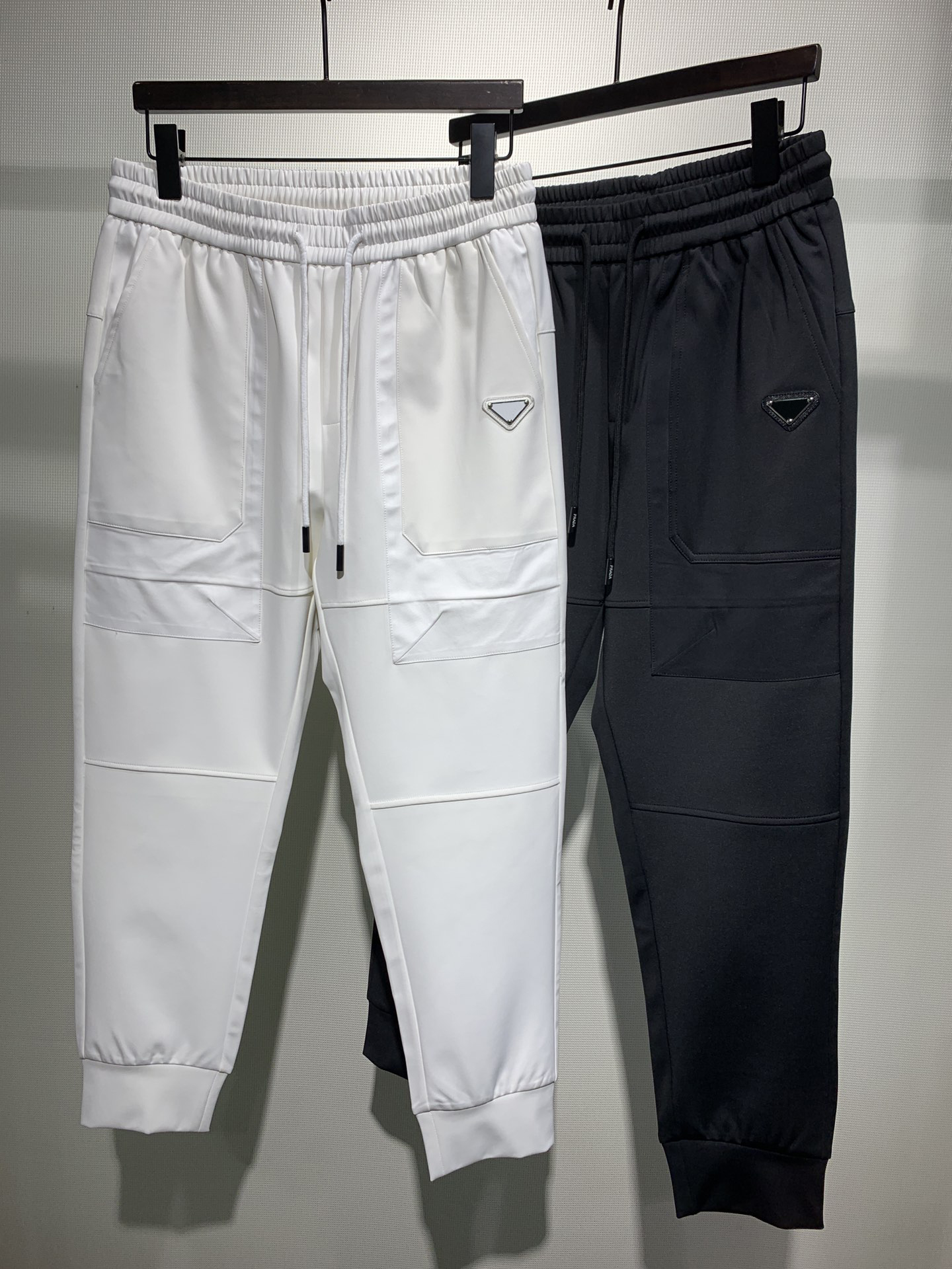 Autumn and winter fashion brand new pants comfortable stretch material jogger pants high quality elastic waist design luxury mens designer pants