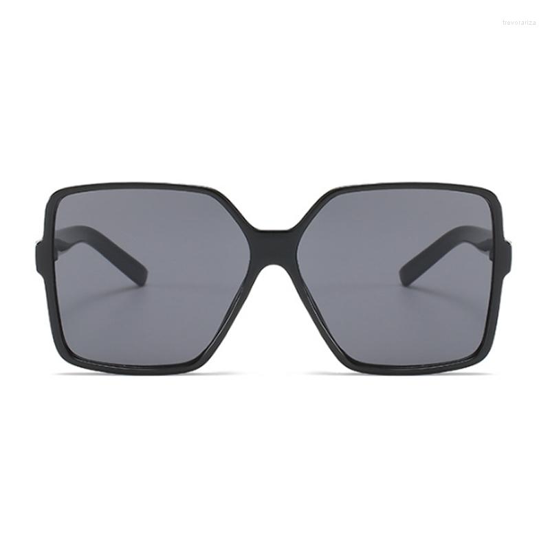 

Sunglasses Fashion Oversized Woman Vintage Square Design Ladies Plastic Big Frame Black Gradient Glasses Oculos