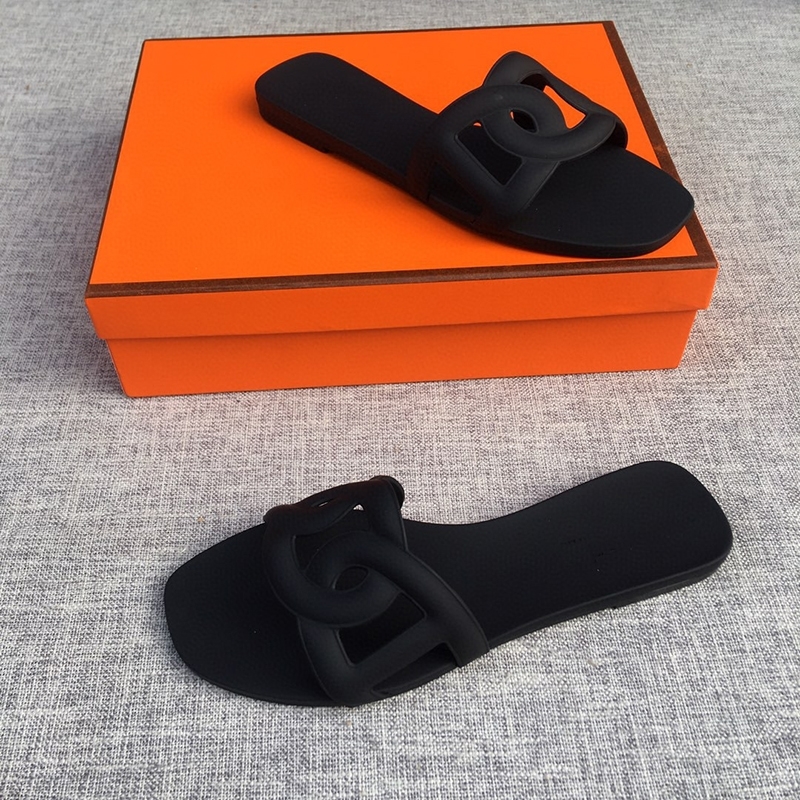 

Top Slipper Fashion Oran Women Flat Sandal Bikini Designer Ladies Cversized Chaine D'ancre Motif Beach Mules Hazelnut Goatskin Outdoor, Color 1