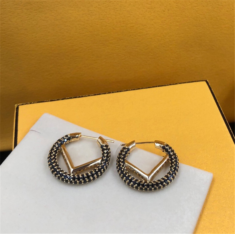 Femmes Designer Boucles D'oreilles De Mode Hoop Huggie Femmes Luxurys Designers Or Lettre Boucles D'oreilles Bijoux Accessoires Avec Boîte 211124