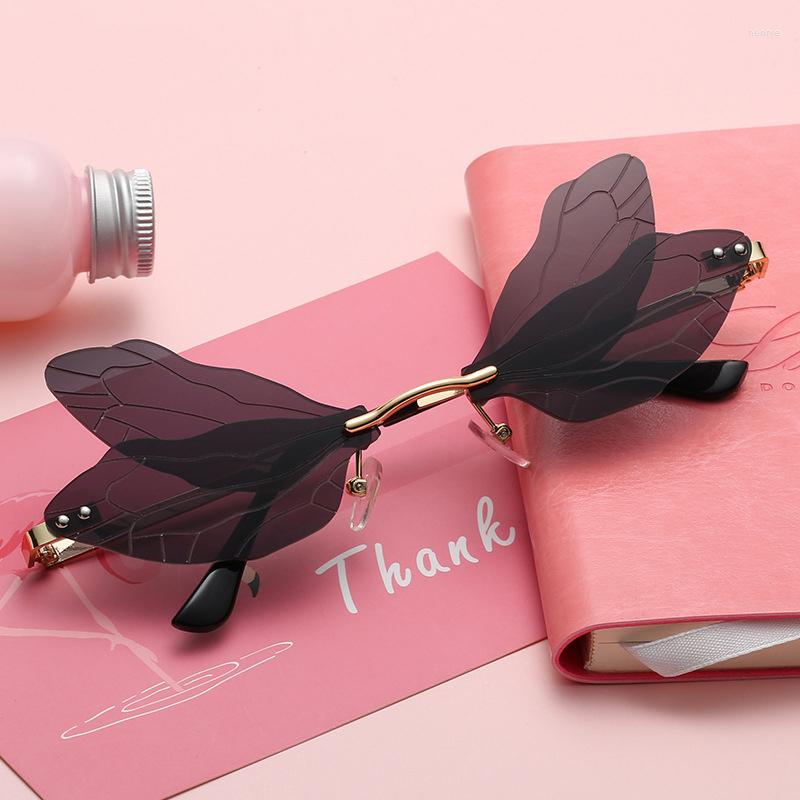 

Sunglasses Dragonfly Shape Rimless For Woman Designer Fashion Black Vintage Sun Glasses Ladies Outdoor Party Shades