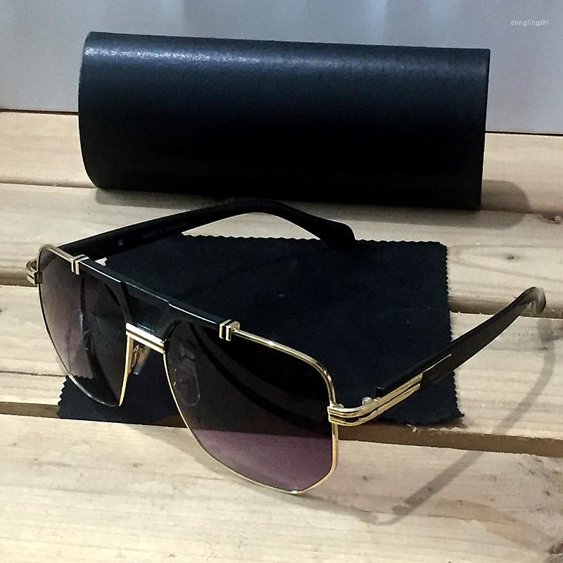 

Sunglasses Metal Box American Street Hip Hop Contains A Black Leather