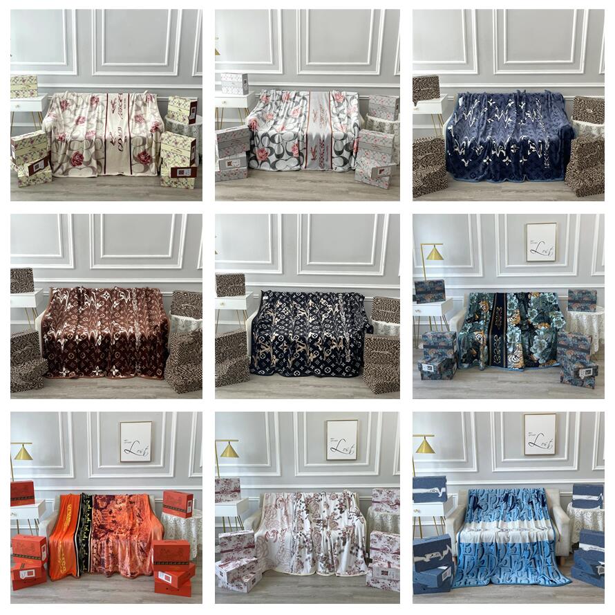 

9 Colors New Designer Blanket Classic Brand Color Car Travel Bath Towel Soft Coral Fleece Delicate Throw Blankets HT1673