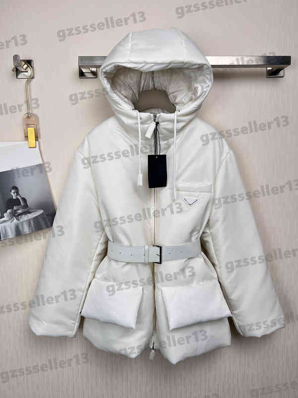 

Womens Designer Down Jackets Luxury Woman Puffer Coat Hooded Tunic Nylon Fabric Winter Coats With Belt Fashion Brand High Quality Women Clothing 0912