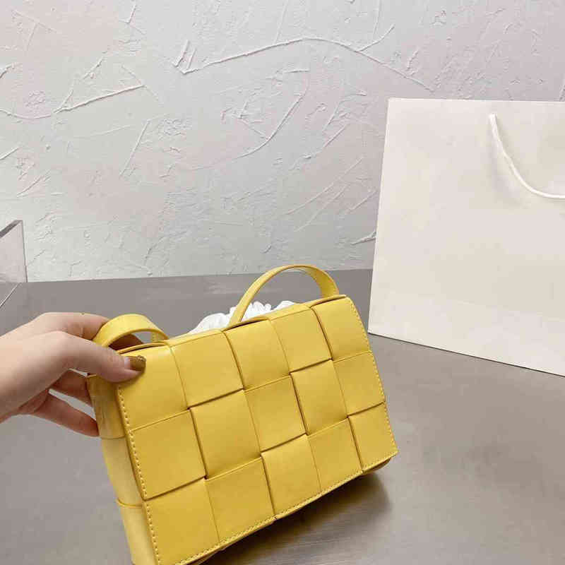 

Designer Luxury Womens Bags Bottegas Handbag Fashion Shoulder dupes nylon Venetas Large Capacity Totes leather crossbody Bag Versatile mini jodie Wallet G16O, Red