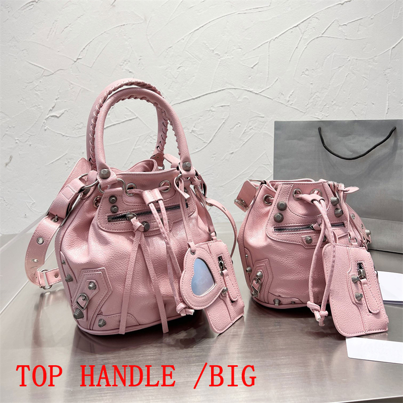 

designer bag Cagole XS Bucket Bag CAGOLE shoulder BAG CROCODILE EMBOSSED RHINESTONES Arena crossbody luxury Designers Genuine Balencaigaity MOGS 4TPA, No bag