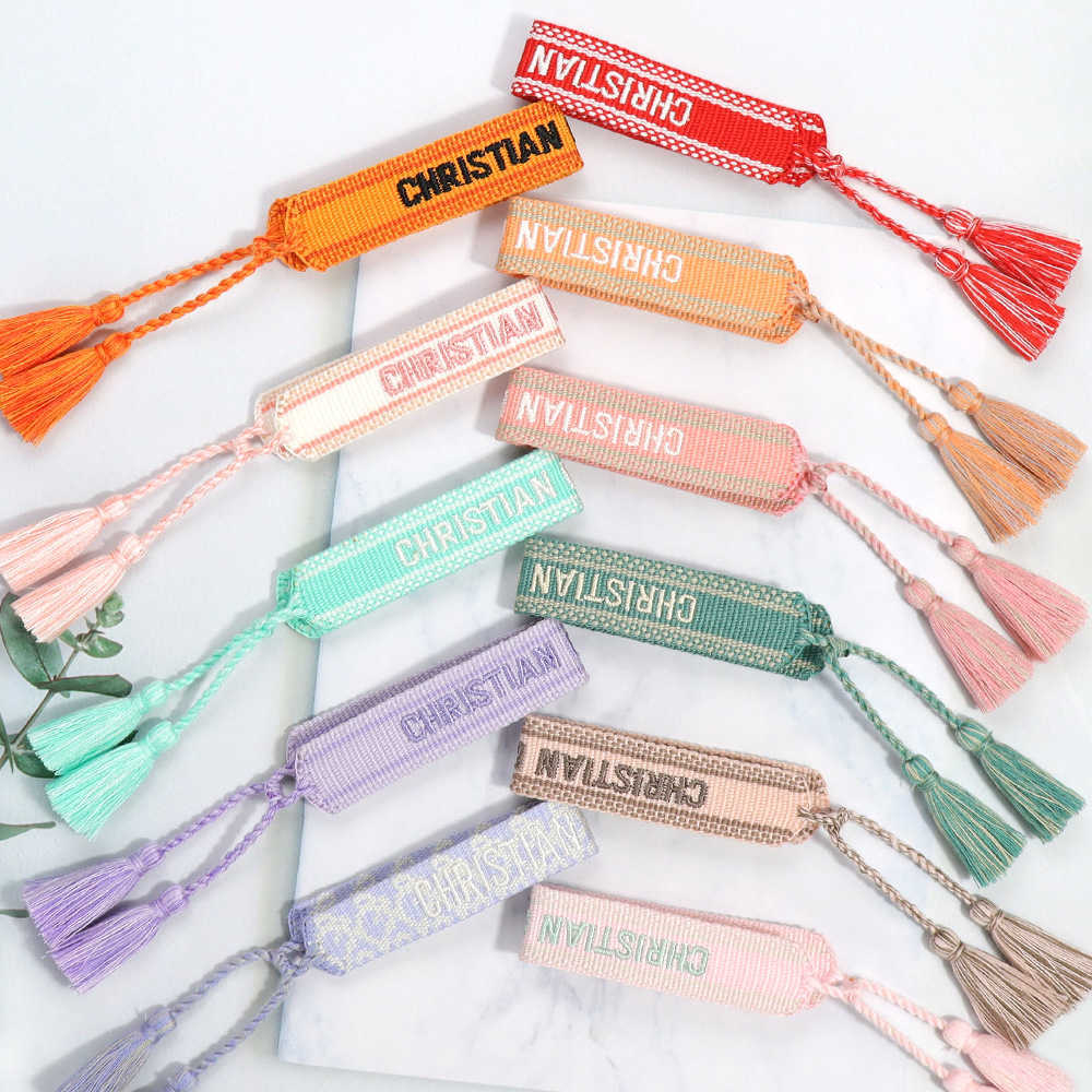 

Luxury Designer Fashion Charm Bracelets Handmade Signature Embroidered Color Cotton Bracelet Women Men Woven Jewelry Tassel Adjustable Lover Gift