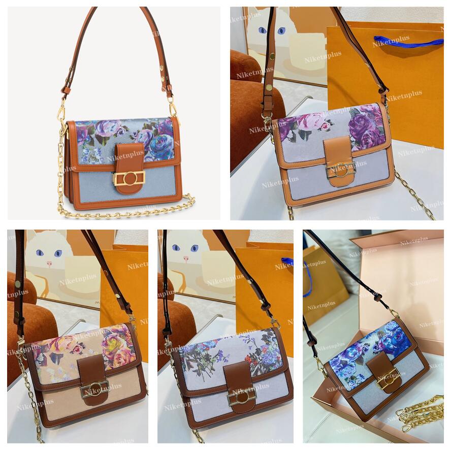 

2022 autumn and winter fashion Dauphine Floral Bag Metal logo with chain womens shoulder bags M21266, 01