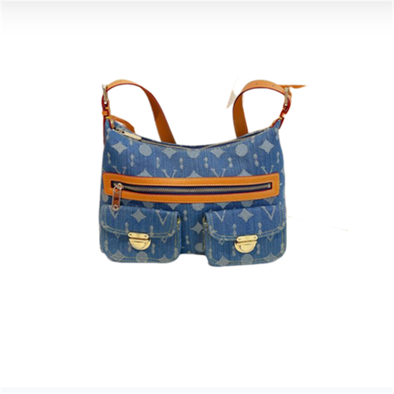 

Designer Denim Bags Cross Body Womens Jeans Handbags Vintage Blue Mens Shoulder Bags Luxurys Designers Crossbody Bag Woman Totes College, Blue1