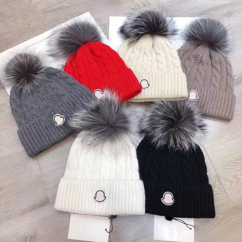 

Beanie/Skull Caps Pom-Pom Beanie Ski Caps Women Men Woolen Skull Cap For Winter Designer Knitted Beanies Female Bobble Hat, Red