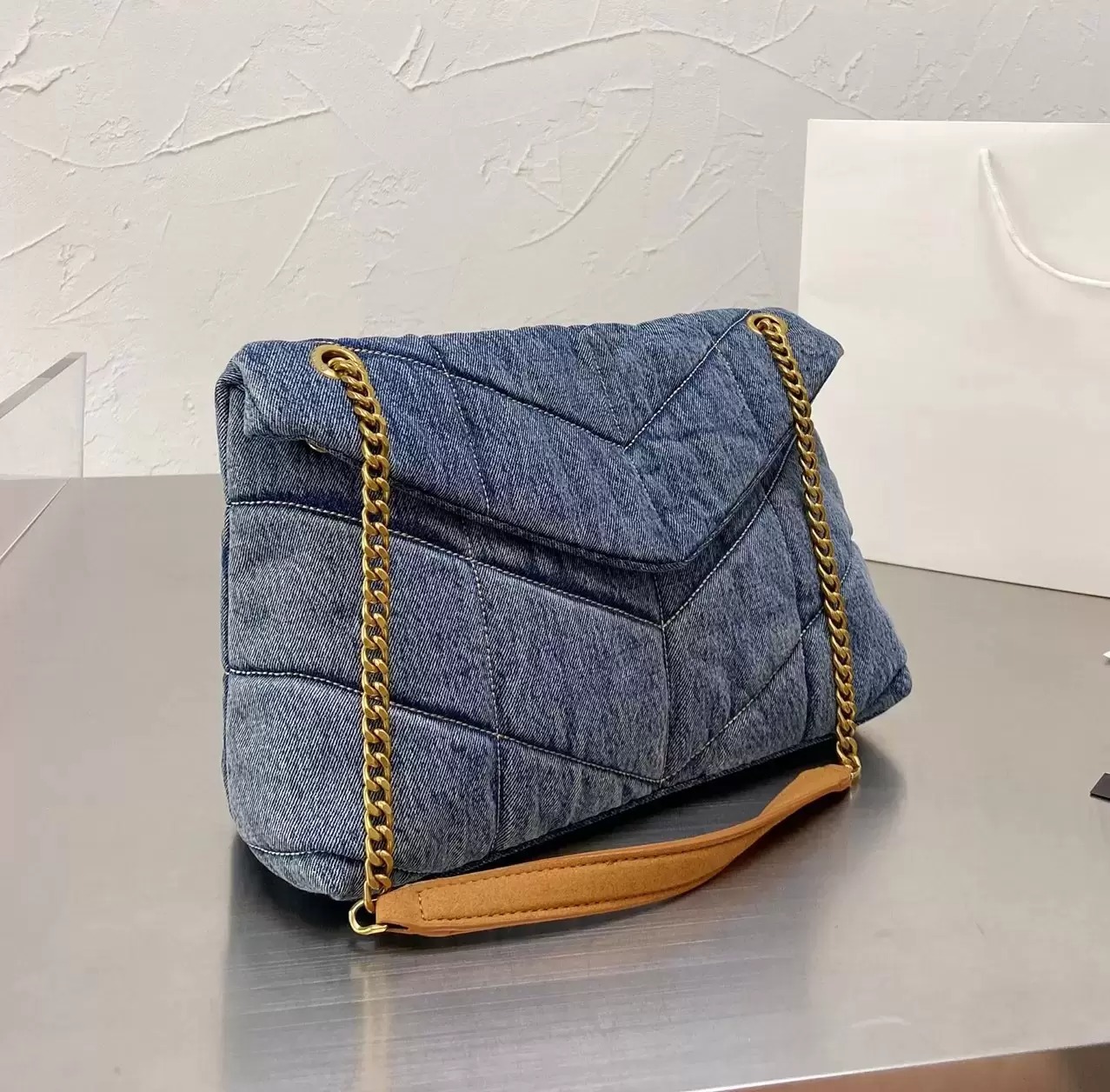 

Designers Women Denim Bag LOULOU Shoulder Messenger Bags LVs louiseitys viutonitys YSLitys GGitys Ladies Luxury Handbag Purse Chain Clamshell Cowboy Totes Wallet, With logo (no box)