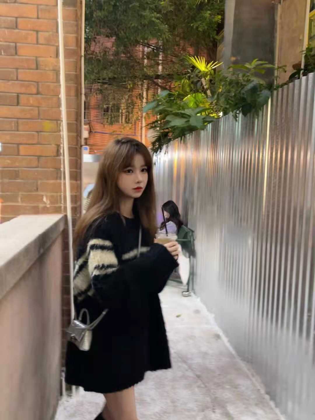 

Women's Jacket Sweater Coat Cell 22FW Celebrity Correct High Autumn and Winter Mohair Heavy Color Matching Striped Men andElegant Classic F, Picture color