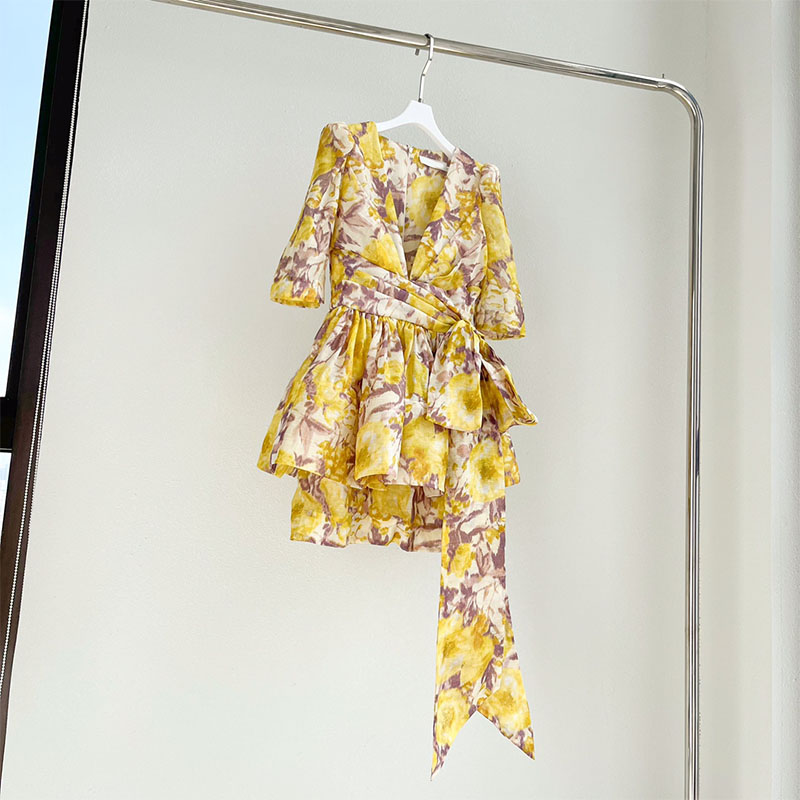 

Street Style Dresses Dress Small Australian Luxury Lady V Neck Irregular High Waist 2023 Spring Summer New Small Hemline Short Sleeve, Yellow