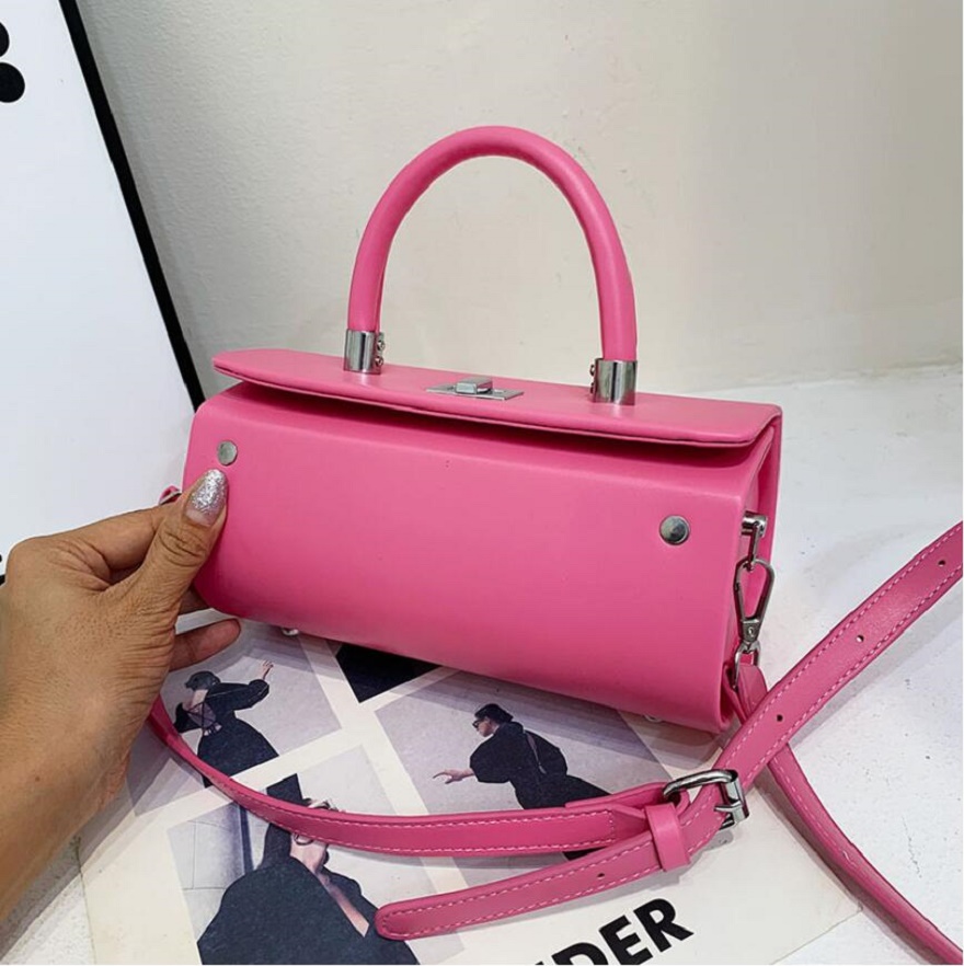 

This year popular bags 2023 new fashion designer luxury handbag foreign style simple single shoulder bag A11, Pink