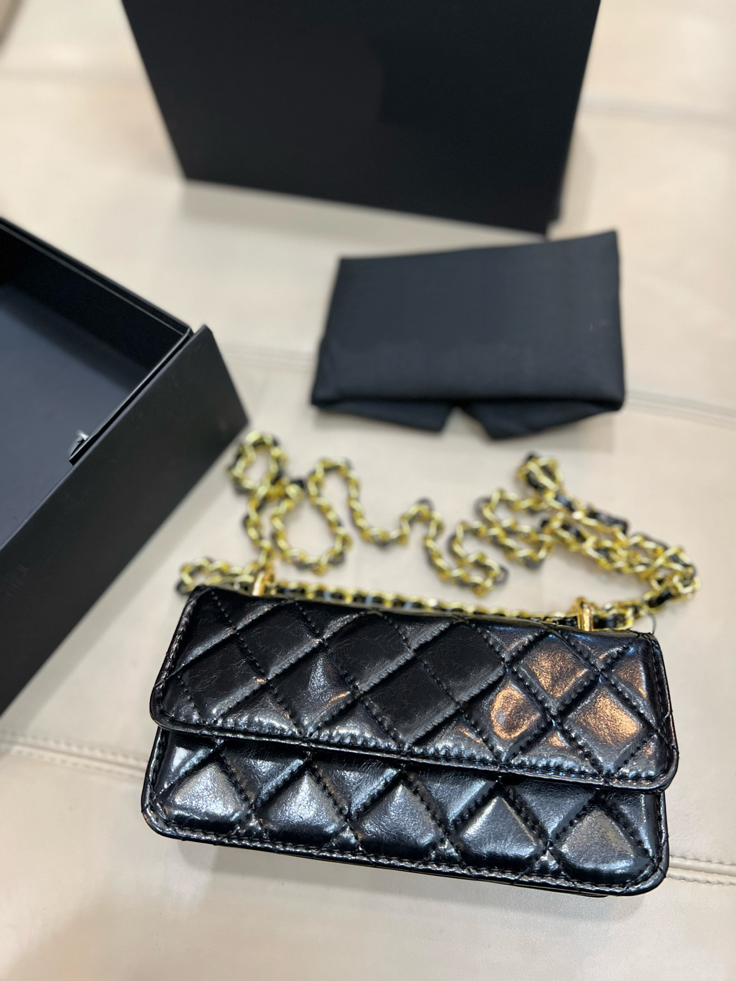

TZ 23c bags Woc Gold Hardware Metal Chain Crossbody Bag Designer Shoulder Bags Women Vintage Versatile Diamond Quilted Handbags Ladies coin purse Square Flap wallet, Black
