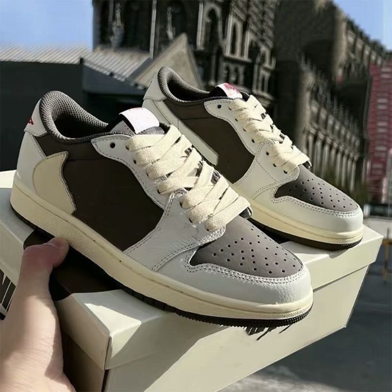 

Jumpman 1 Basketball Shoes OG High 1S UNC Patent Leather Hyper Royal Mocha Homage To University Blue Sport Designer Sneakers Trainers