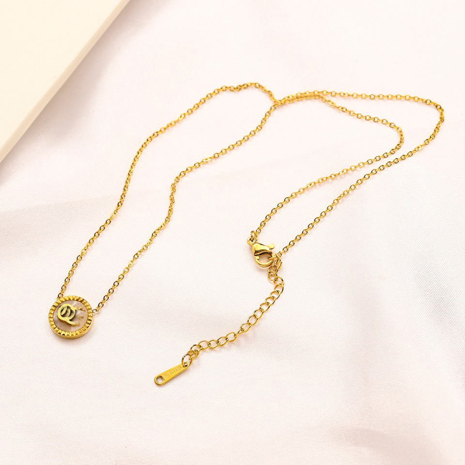 

Luxury Design Necklace 18K Gold Plated Brand Stainless Steel Necklaces Choker Chain Letter Pendant Fashion Womens Wedding Jewelry Accessories Love Gifts AA1959