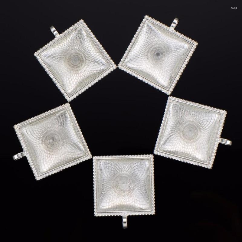 

Pendant Necklaces 20pcs Trays And Square Bezel Glass Dome Tiles Cabochon For Crafting DIY Jewelry Making Totally 40pcs