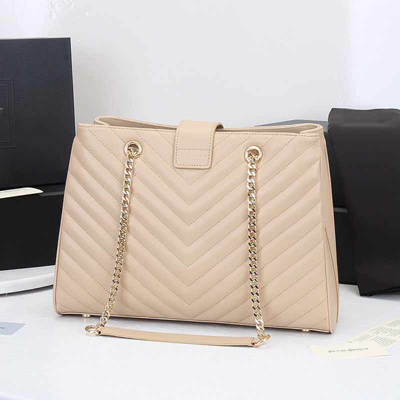 

5a Quality Quilted Handbags Tote Shopping Bag Genuine Leather Gold Hardware Fashion Letters Bottom Nail Interior Zip Pocket Women Shoulder Bags 35cm