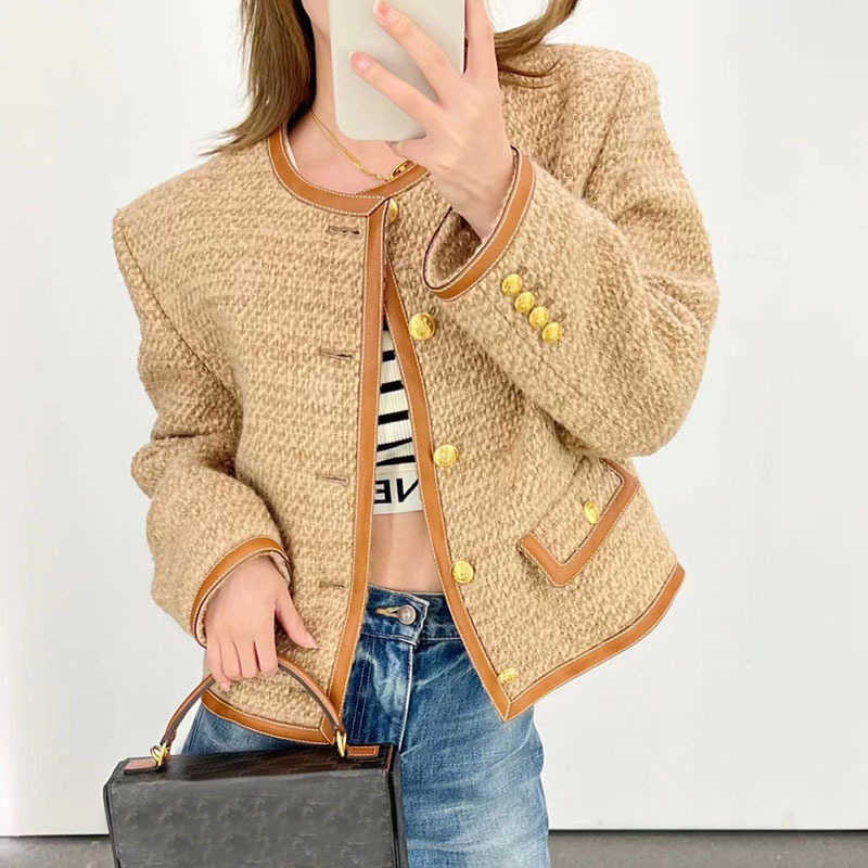 

Women' Sweater Coat Cell 22FW Celebrity 2022 Fashion Brand Small Woven Jacket Temperament Lady Round Neck Short CoatElegant C JU5E, Khaki