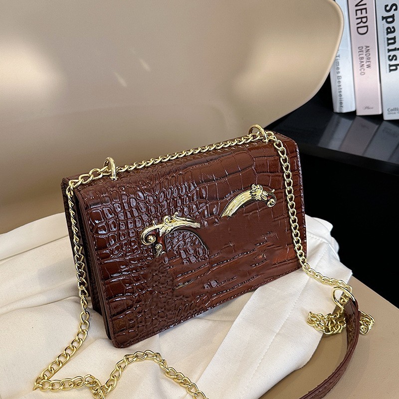 

Brand design Evening bag Autumn and winter new crocodile printing chain handbag Exquisite one shoulder armpit bag Fashion messenger Small square bags, Black