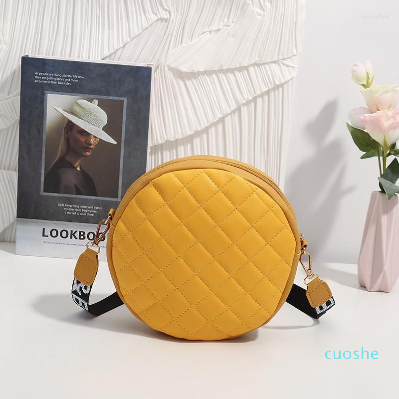 

Evening Bags Fashion Small Round Bag Hand Women's Korean PU Leather Niche Single Lady Shoulder Messenger, Auburn