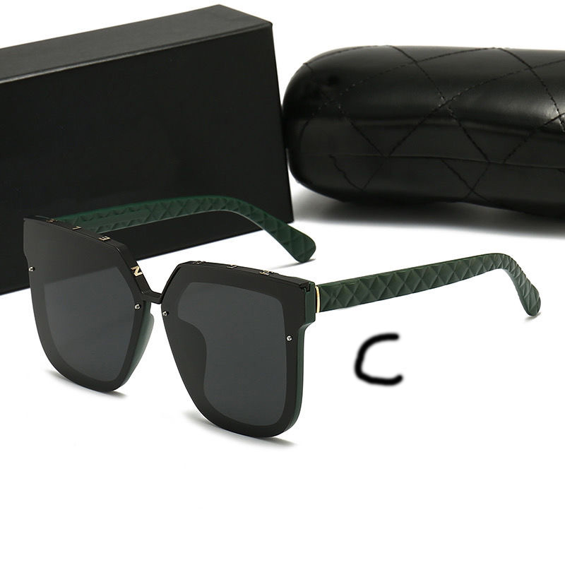 

Family C Black Brown Designer Customized Travel Holiday Fashion Sunglasses