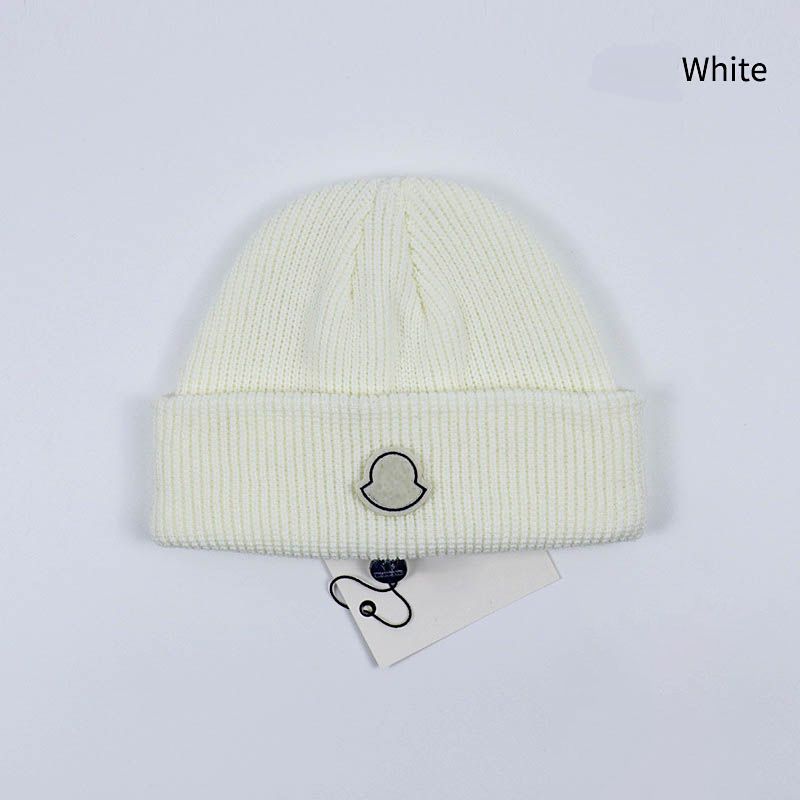 

Designer Luxury Knitted Hat Fashion Unisex Warm Windproof Breathable Men And Women Winter Outdoor Skull Cap 10 Colors Optional, Red