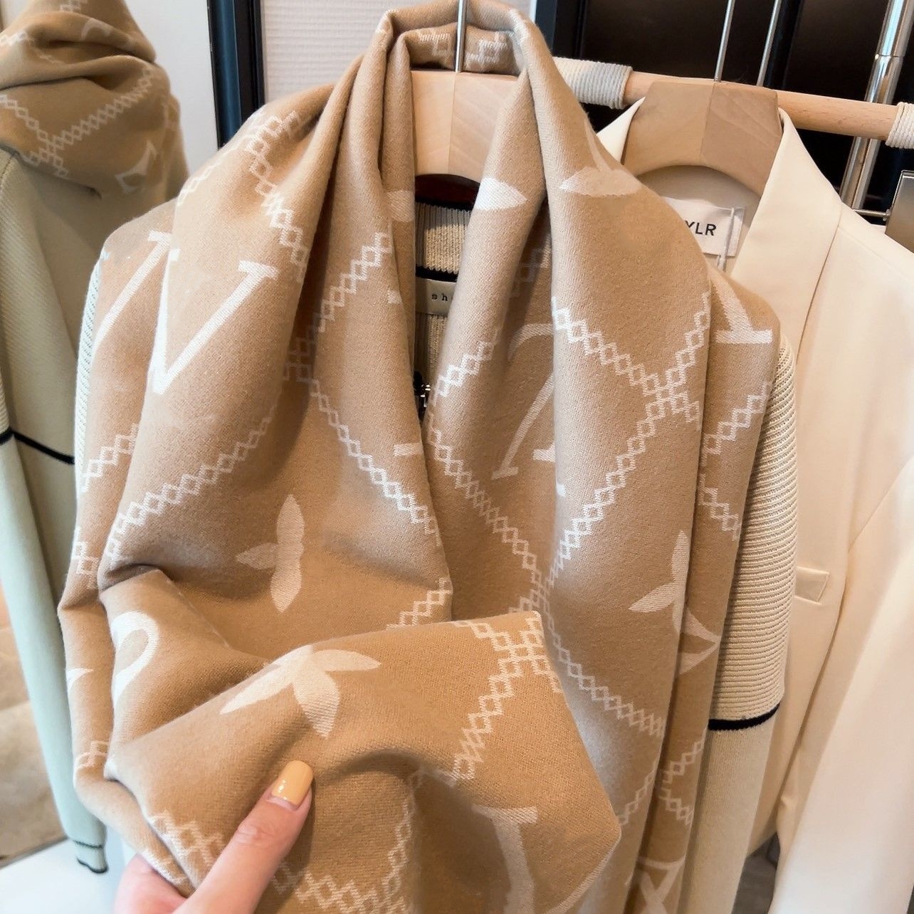 

fashion designer Scarves 100% double Cashmere Scarf men's and women's brand letter Rhombic lattice scarf large shawl thickened wool warm with tags