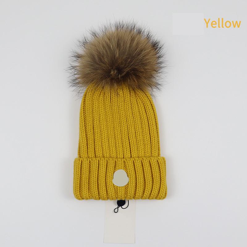 

Top knitted fur pom hat fashion designer skull cap letters beanie men and women unisex cashmere quality, Red