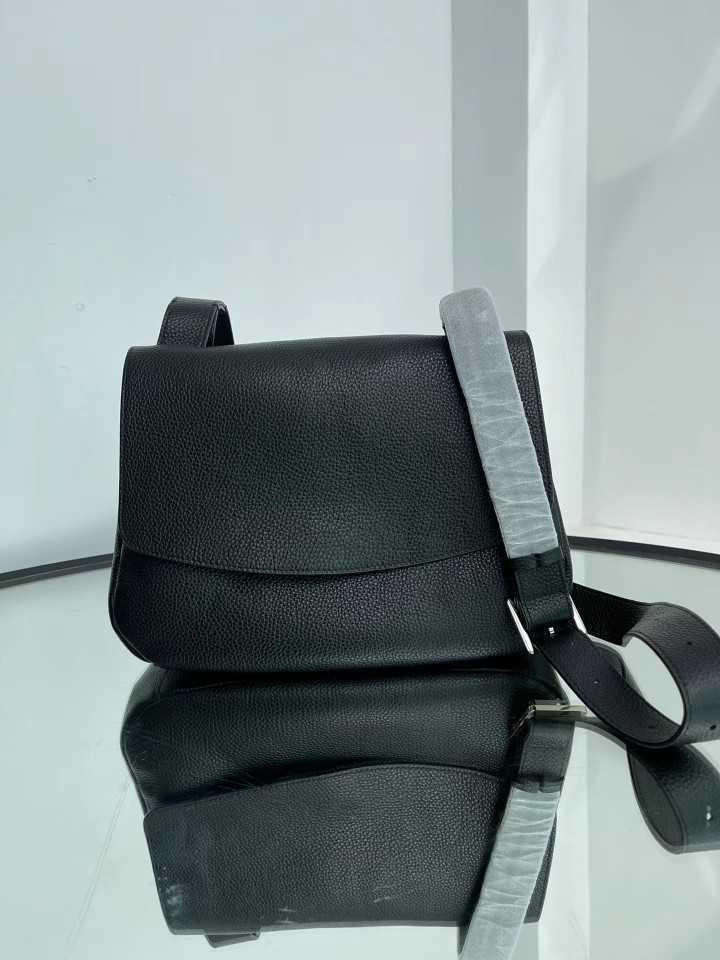 

The Row Bag Designer 2022 style small square solid color soft handle black with cover horizontal postman