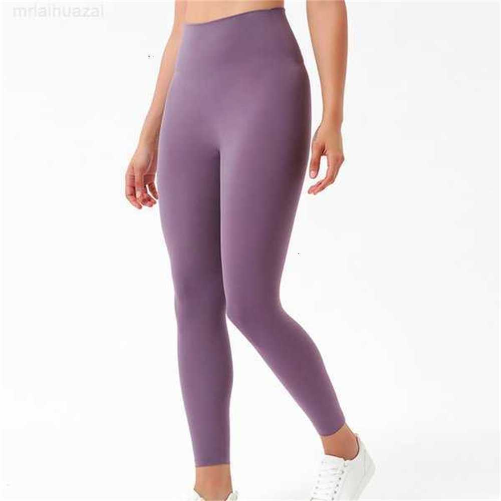 

High Waist Yoga Capris for Women - Stretchy Gym Leggings with Sweat-wicking Fabric, Ideal for Fitness and Workout, Orange