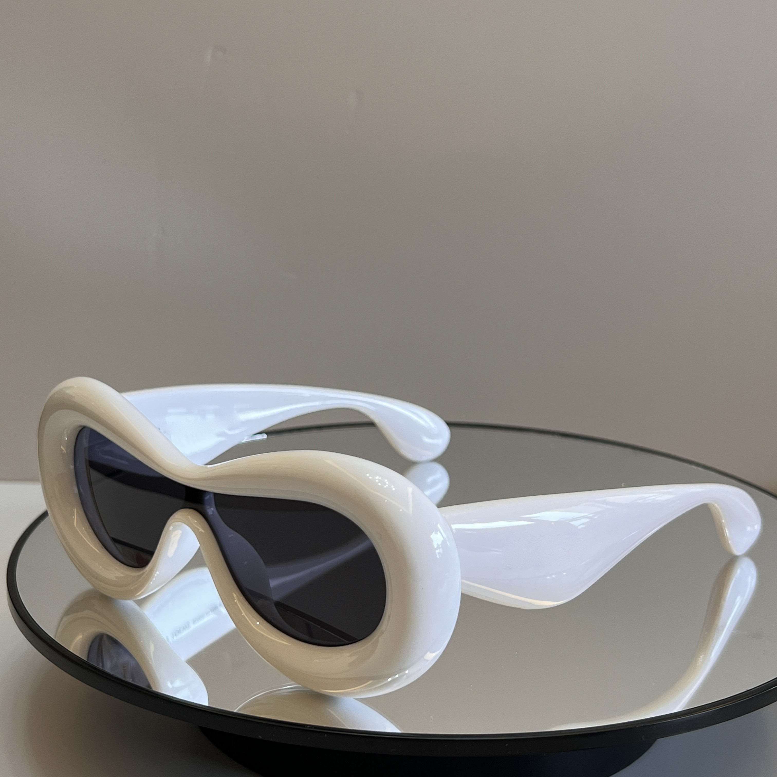 

womens designer sunglasses for women men sun glasses mens floting fashion protect eyes conjoined cat eyes uv400 funny hip hop european design eyewear eyeglasses