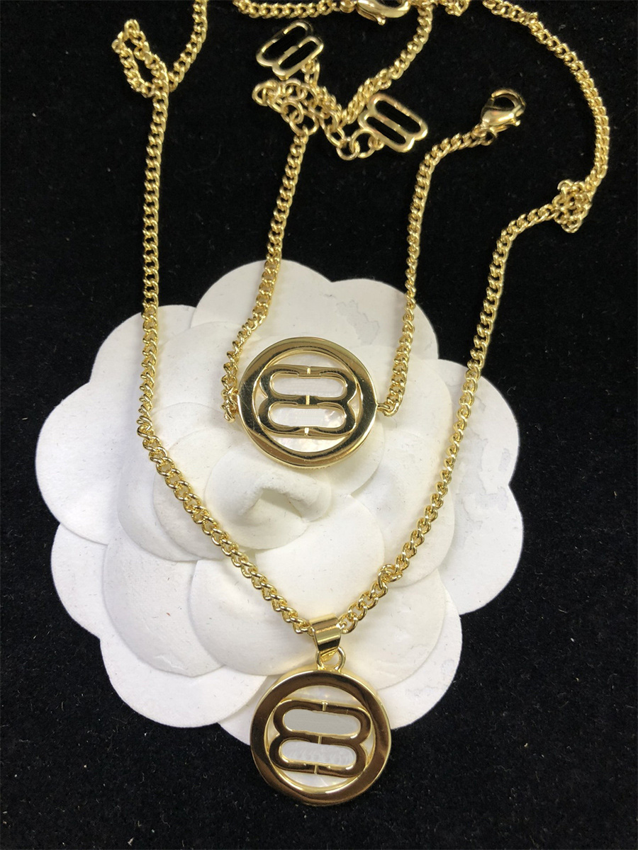 

Wedding Womens Designers Jewrley Earrings Luxury Women Bracelet Necklace Fashion Brand Bb Jewelry Party Gold Bb Ear Rings