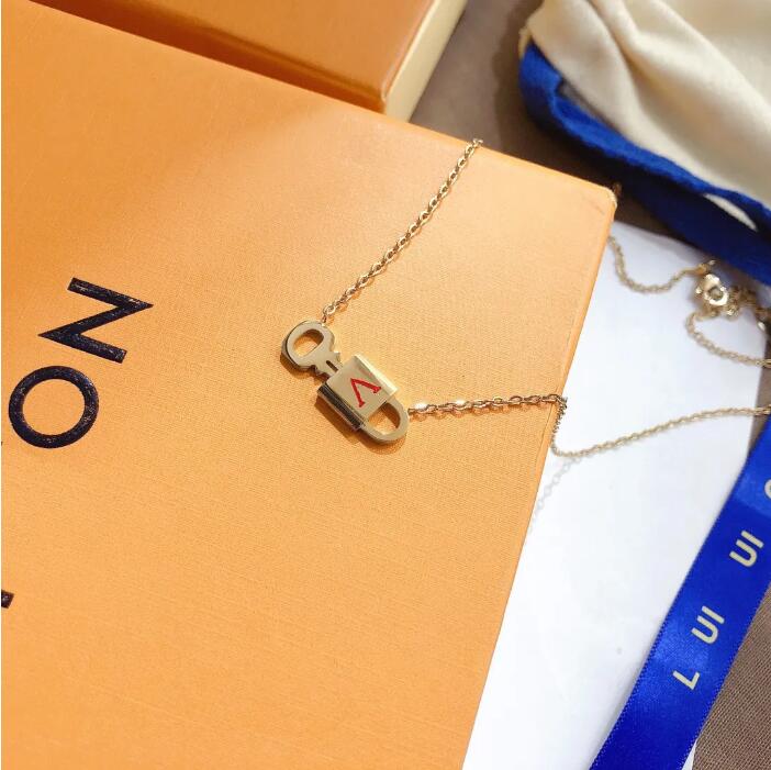 

Premium Style Jewelry Necklace Luxury Women's Lock Necklace Exquisite 18k Gold Plated Long Chain Classic Popular Brand Accessories Gift X374