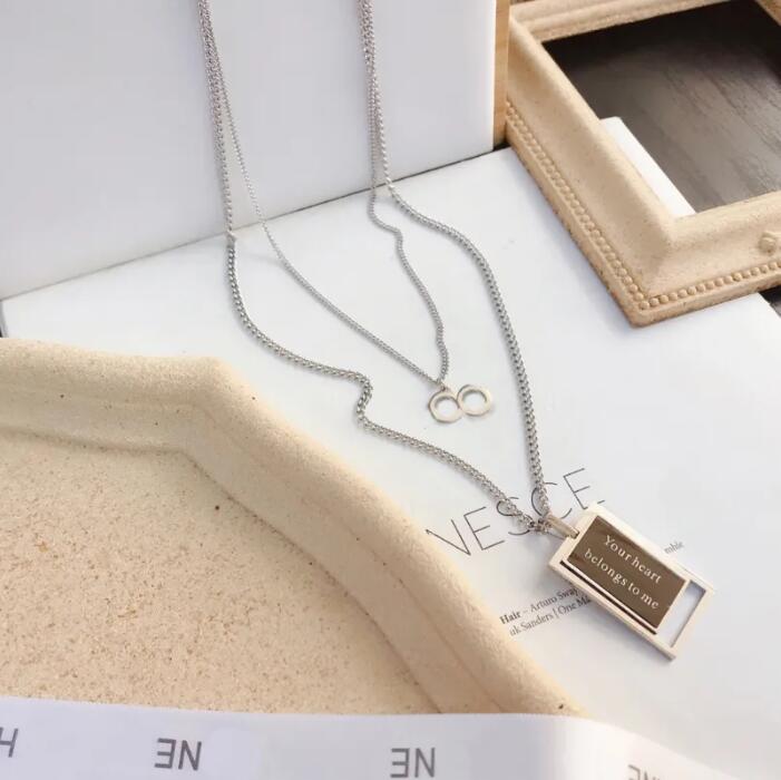 

Charming Designer Pendant Necklace 18k Gold Plated Silver Plated Luxury Fashion Jewelry Brand Minority Design Premium Women Accessories Charm Classic Gift X012