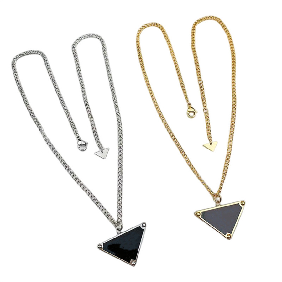 

Necklace Designers Charm Heart Necklace Stainless Steel 18K Gold Pendant Iced Out Chains for Men Black White Triangle Pendants Trendy Jewelry-Gift Christmas