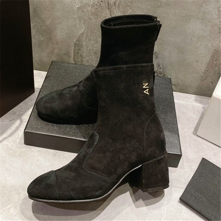 

Top Design Winter Boots Channel Fashion Women Vintage Decorative Leather Cotton Cloth Wool Warm Keeping High Heel Thick Sole Snow Flat Socks Shoes 08-016