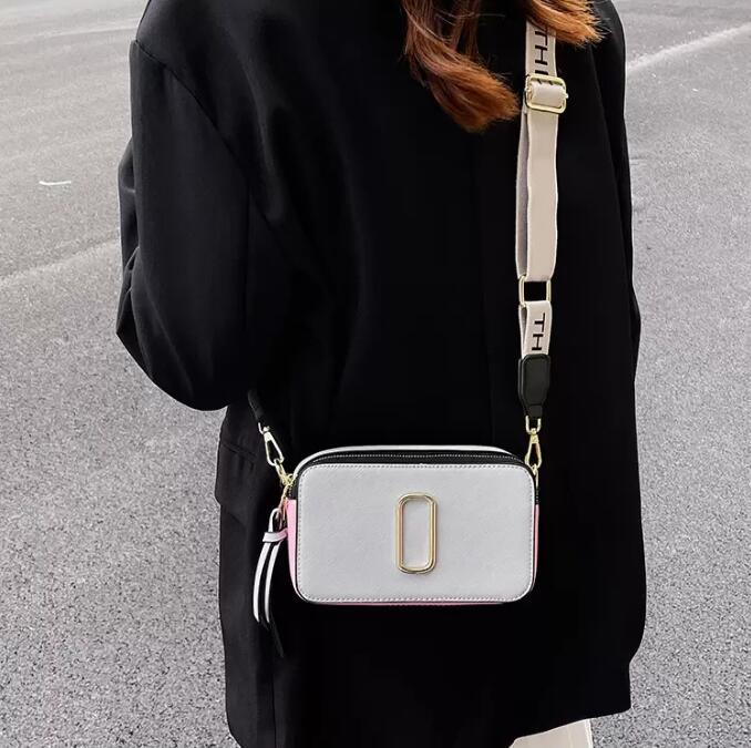 

Women's Bag Summer Fashion Texture Wide Strap One Shoulder Versatile Messenger Bags M001