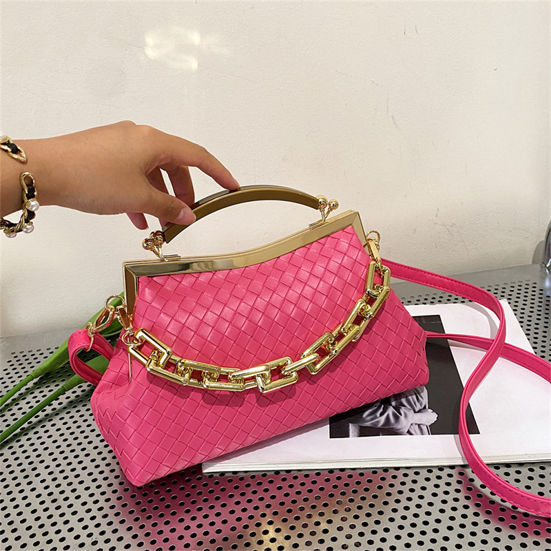 

2022 New Fashion Evening Bag Versatile Woven Handbag Fashion Chain One Shoulder Crossbody Bags, Sky blue