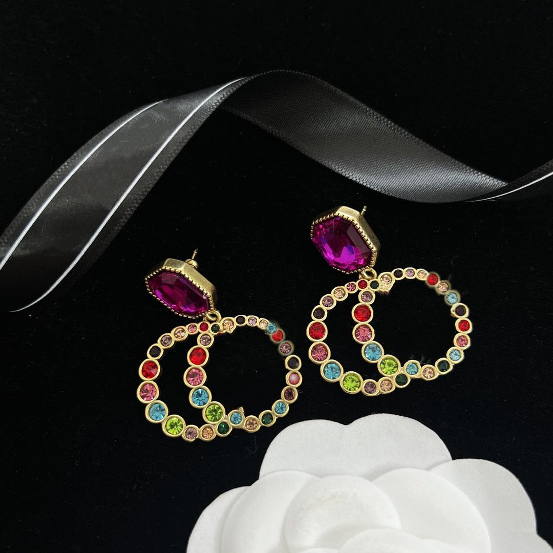 

Designers Womens Brand Designer Earrings Ear Stud Crystal Women Elegance Temperament Simple Ladies Wedding Party Jewelry Gift Accessories ER0074-ER0075 146