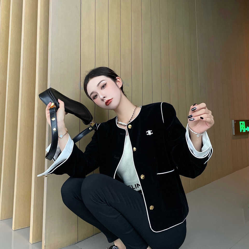 

Women's Jacket Sweater Coat Cell 22FW Celebrity Autumn and Winter Velvet Woolen Short Fashion Style Embroidery GirlElegant Classic F LB3X, Black
