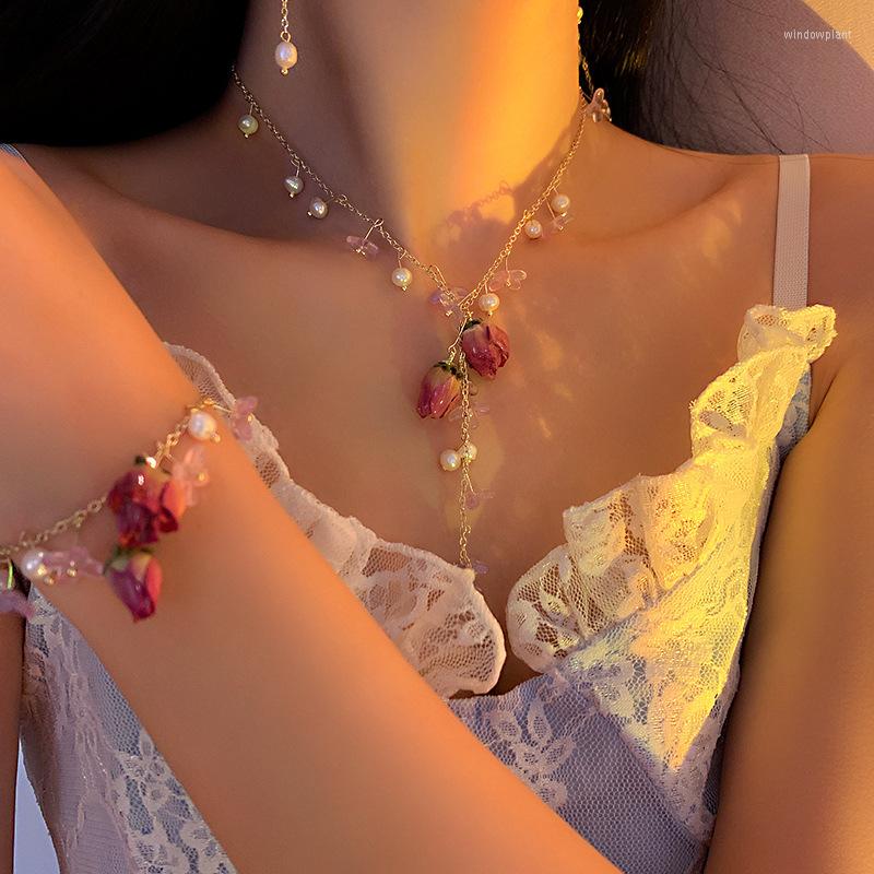 

Necklace Earrings Set Korean Fashion Flower Pearl Bracelet Super Fairy Rose Temperament Gentle Clavicle Chain Female, Picture shown