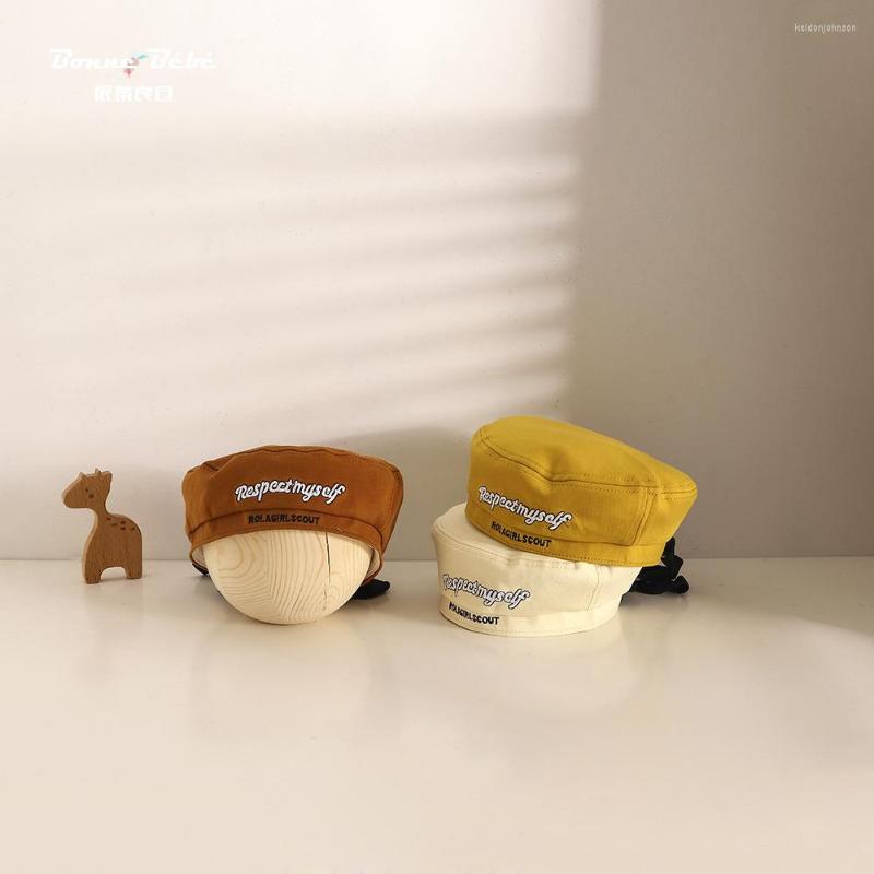 

Berets Baby Beret For Boy Girl Fall Retro Embroidered Letter Tie Adjustment Painter Cap Fashion Casual Boina Child Travel, Brown