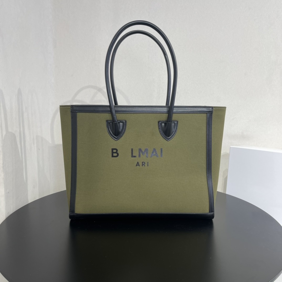 

High quality tote bag Women's designer cross shopping leather Practical capacity Travel work Luxury fashion All matching styles, White