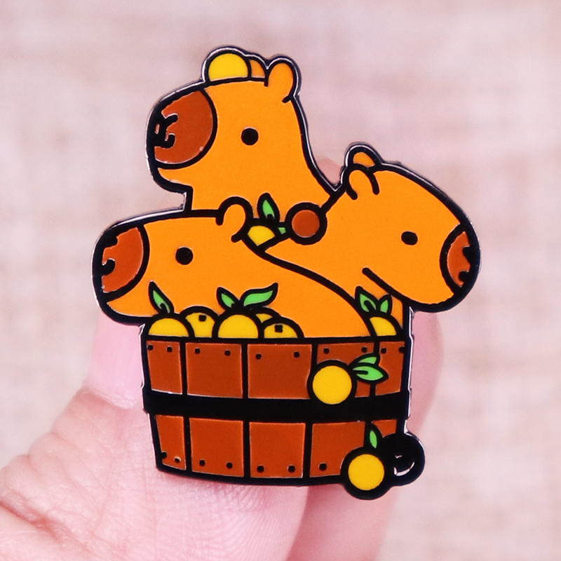 

Capybara Hot Yuzu Citrus Bath Badge Hydrochoerus Hydrochaeris Enamel Pin Cute Animal Brooch Backpack Decoration Jewelry, As picture