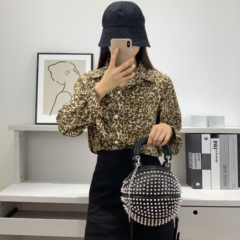 

Riveted Basketball Bag All-matching Fall/Winter New Classic Handbag Single Shoulder Cross-body Women's Bag, Black