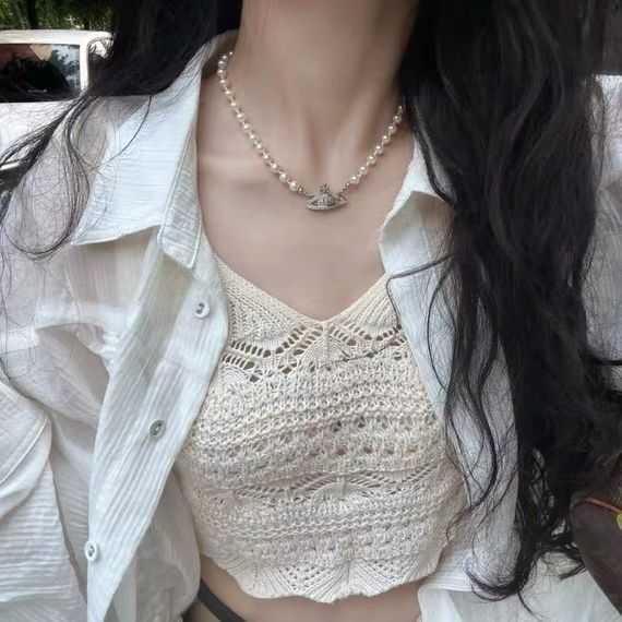 

Designer pearl necklaces viviai Western Empress Saturn Pearl Necklace Female Style Enamel Chain