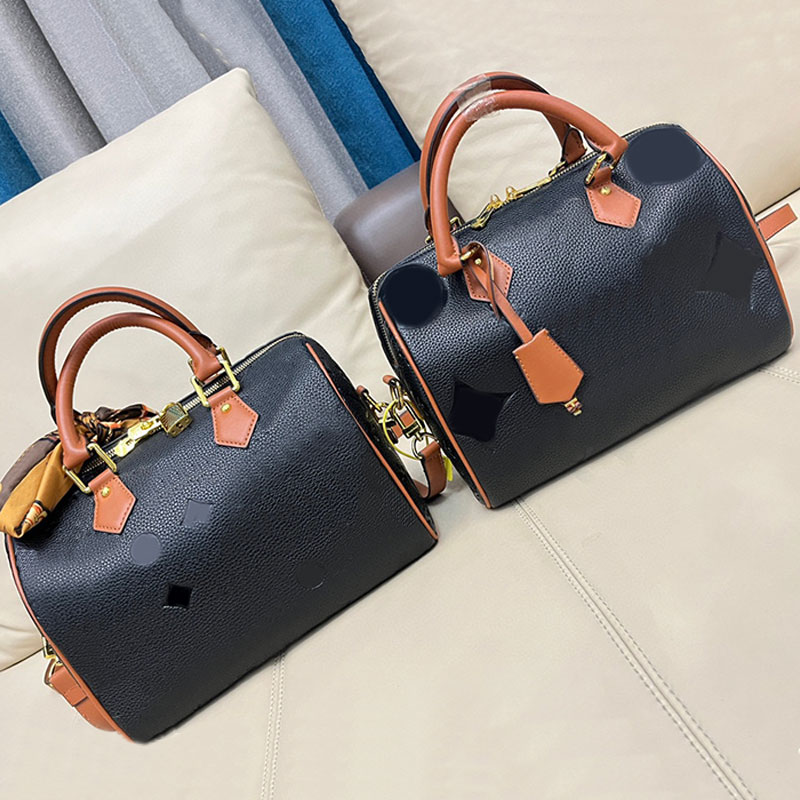 

Embossing Pillow Bag Speed Shoulder Bags Crossbody Handbag Tote Purse Imprint Letters Large Capacity Women Pocket Detachable Strap Ribbons Double Zipper Hardware, Split