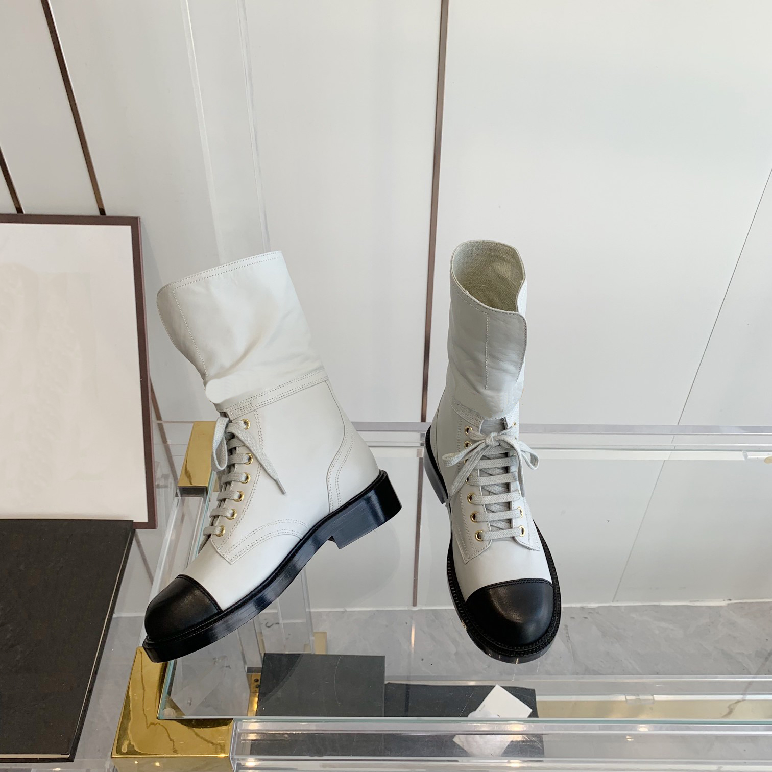 

2022 Lace-Ups Boots Lambskin Calfskin Black Designer Luxury Women Leather Martin Fashion Boot Motorcycle Ankle Knee Booties size35-41, Box